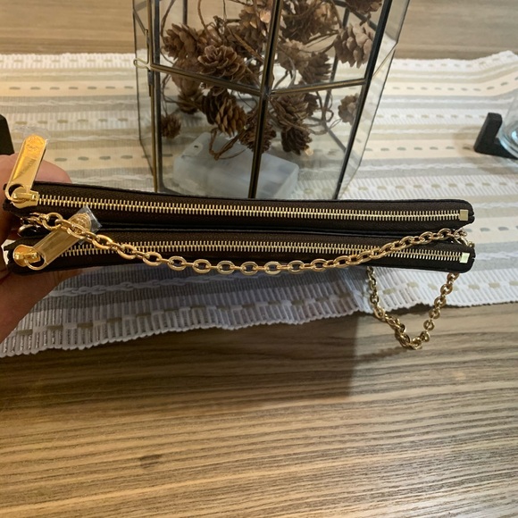 Sold ❤️❤️❤️ - Picture 2 of 6